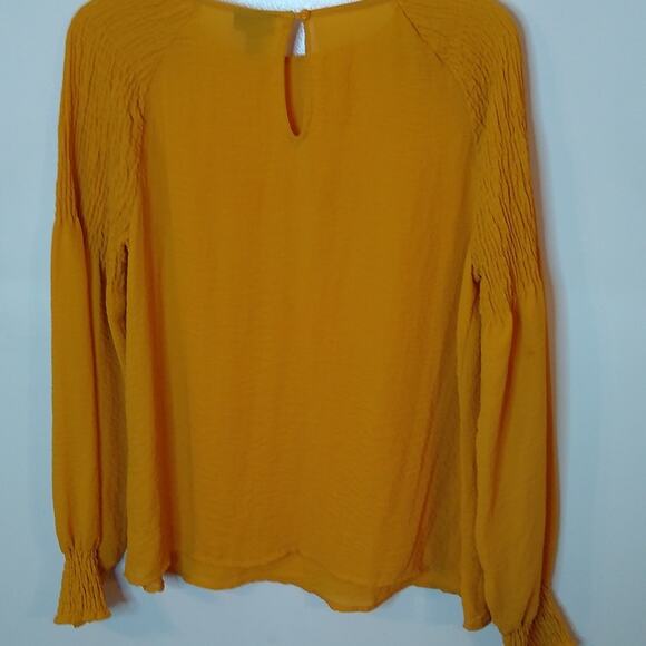 A.N.A top women's size Medium Mustard blouse. Career - Picture 5 of 8
